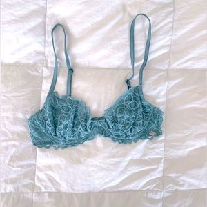 PINK Victoria’s Secret Lace Underwire Bra | Size 34B